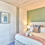 Natural Light, Penthouse Luxury, 24Hr Security