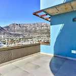 Natural Light, Penthouse Luxury, 24Hr Security