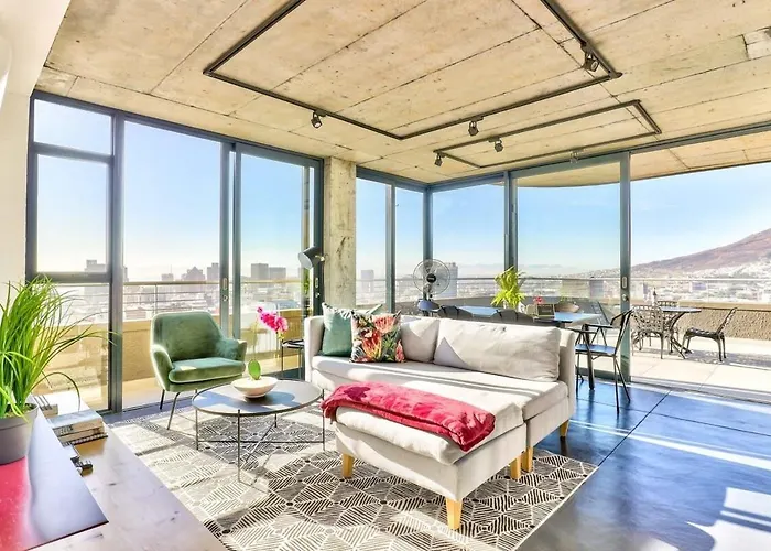 Natural Light, Penthouse Luxury, 24Hr Security