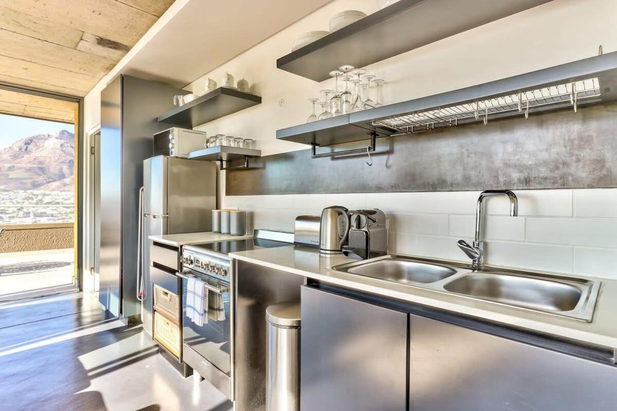 Hébergement de vacances Natural Light, Penthouse Luxury, 24hr Security Le Cap